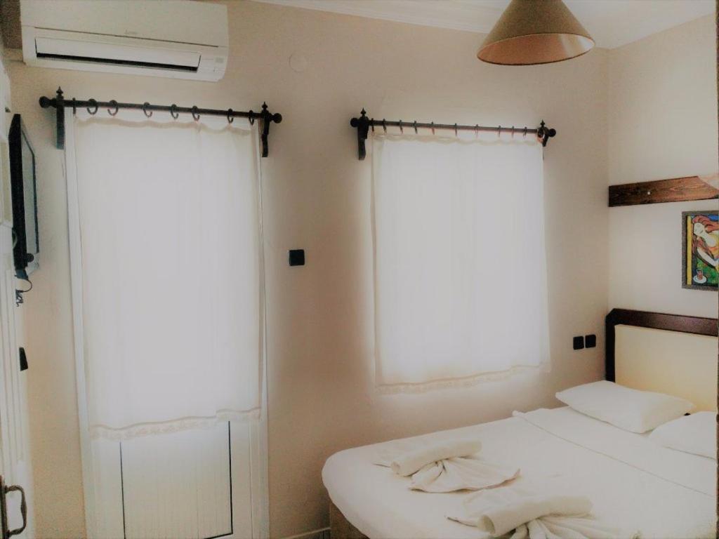 Ladies Beach Hotel クシャダス エクステリア 写真