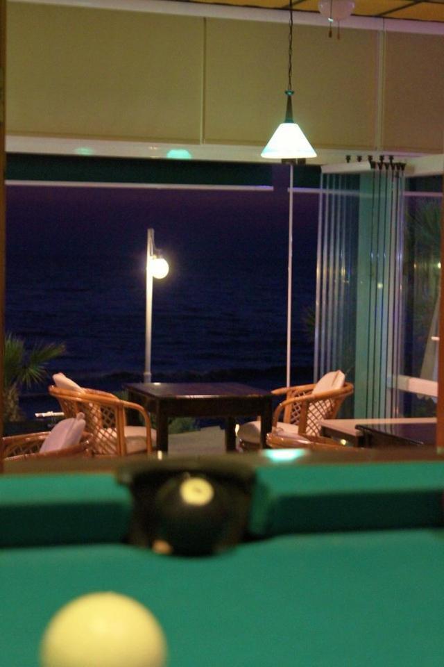Ladies Beach Hotel クシャダス エクステリア 写真